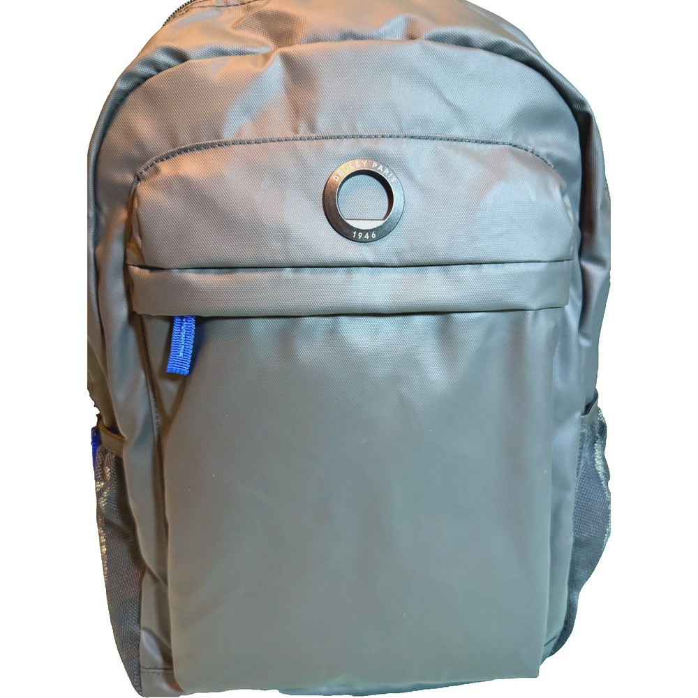 Delsey Paris BTS Kevin Men's Black Backpack w/Royal Blue Details 18.5